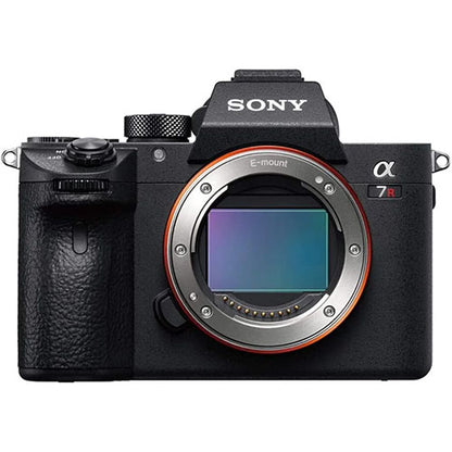 📸 Sony A7R III Mirrorless Camera – Body Only (Used – Excellent Condition)