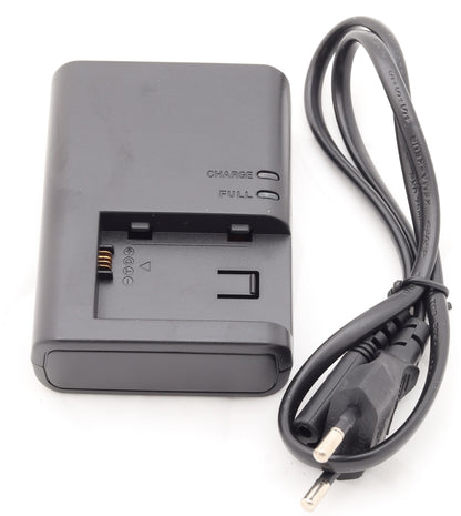 Canon CG-800E Battery Charger – Reliable Charging for Your Canon Camcorder